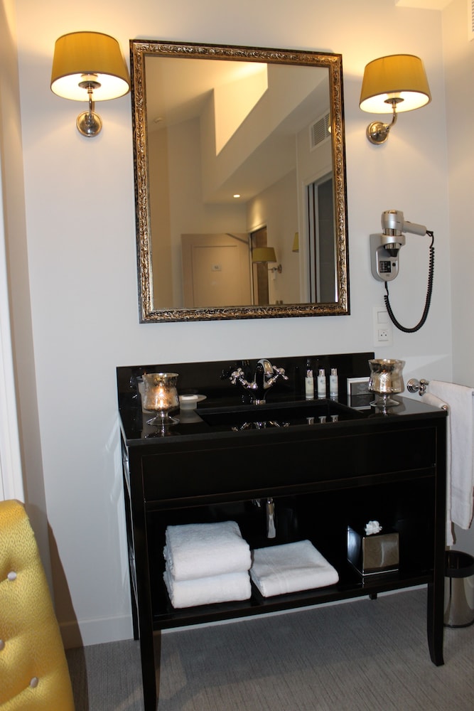 my home in paris hotel