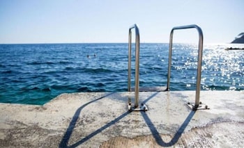 hyeres