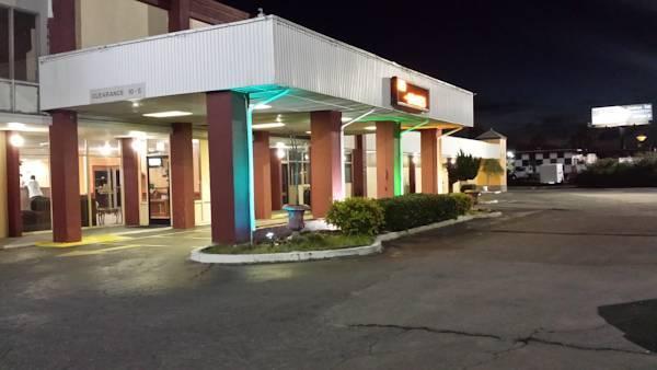 Super 8 By Wyndham Goldsboro,Wayne County>>Goldsboro,2 star