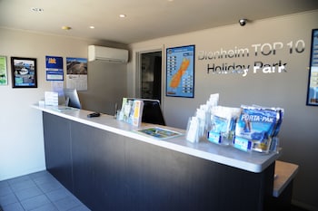 blenheim bridges holiday park