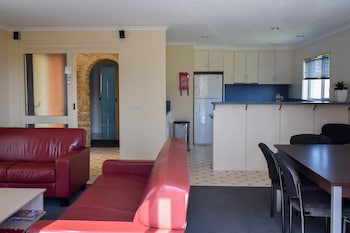 beachway motel and restaurant