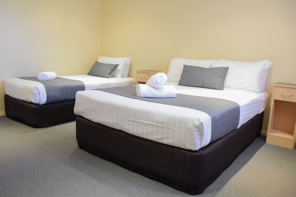 beachway motel and restaurant