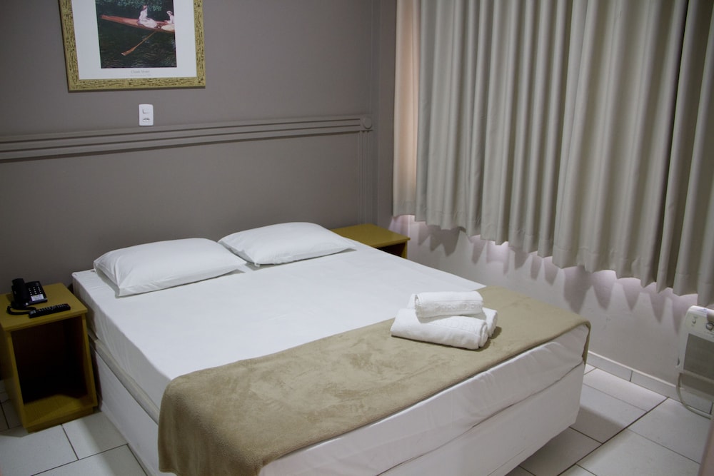 presidente hotel passos