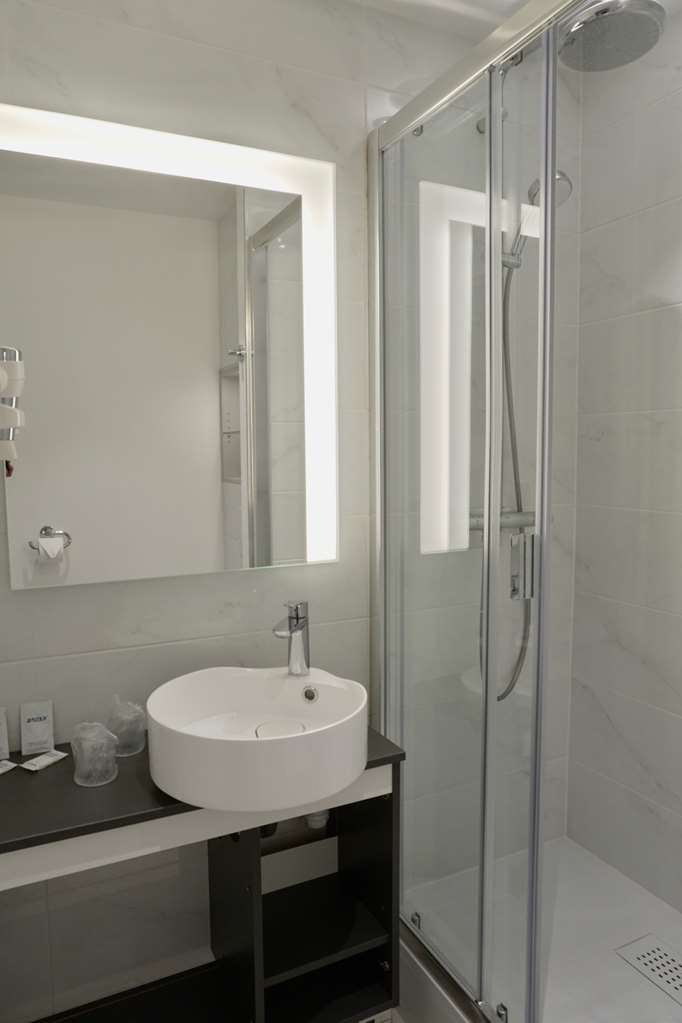 kyriad crepy en valois