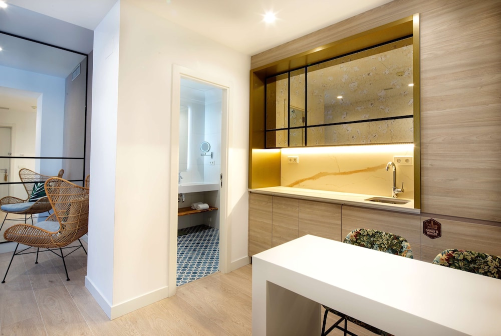 atocha hotel madrid tapestry collection by hilton