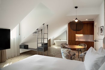 atocha hotel madrid tapestry collection by hilton