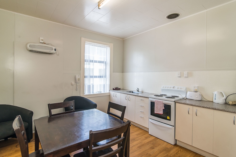 dupont executive motels