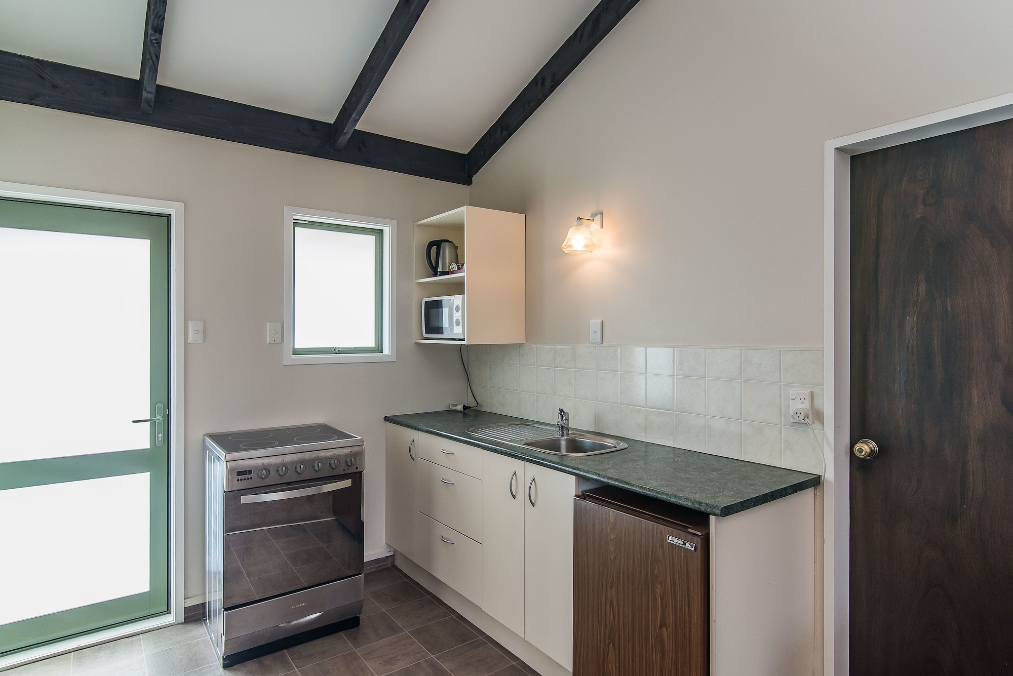 dupont executive motels