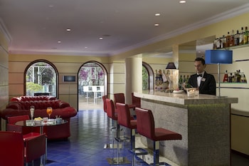 lloyds baia hotel