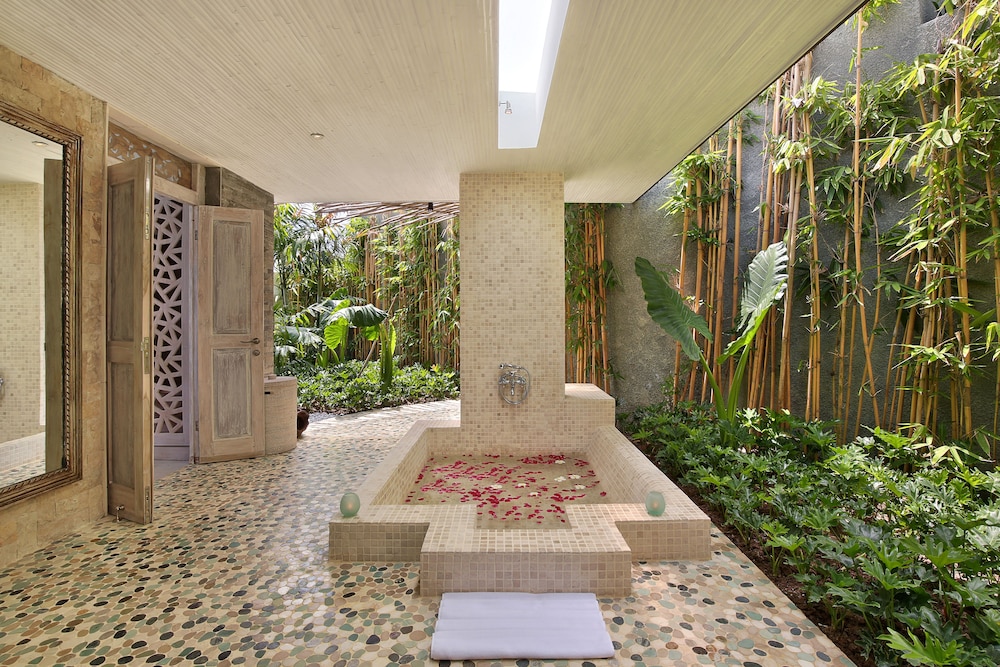 hidden hills villas