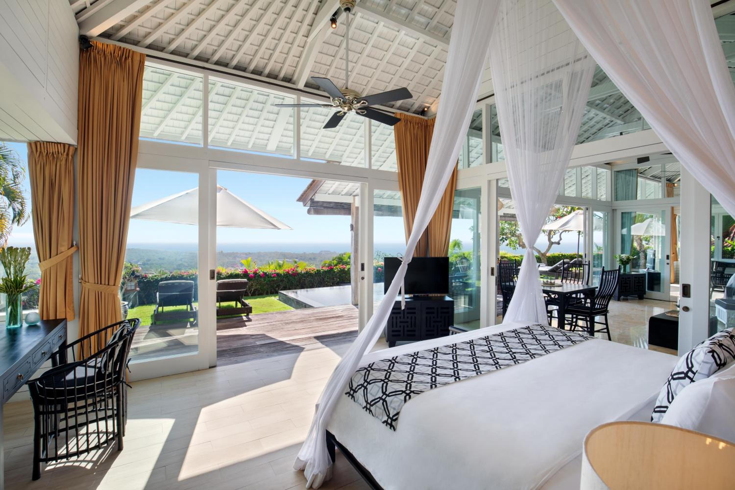 hidden hills villas