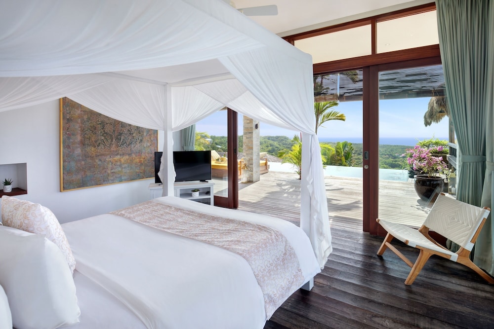 hidden hills villas