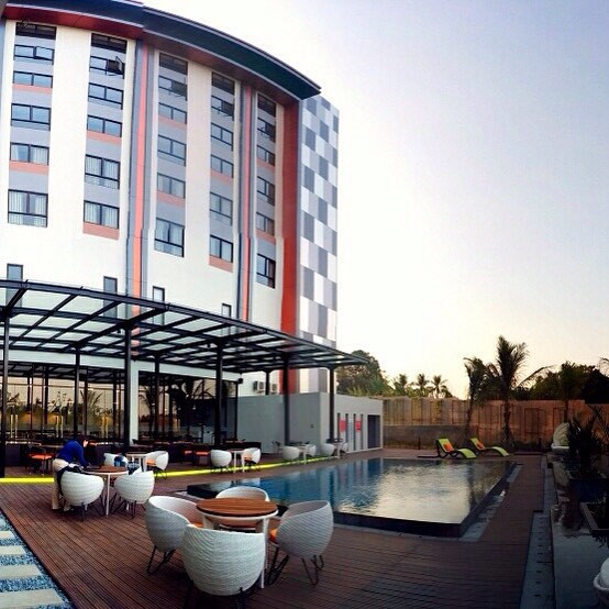 harper purwakarta by aston