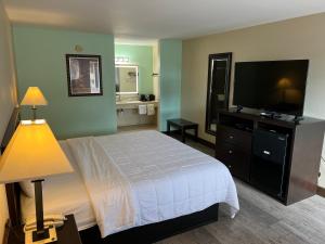 four winds motel and rv park