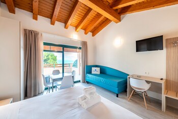 desenzano lake village