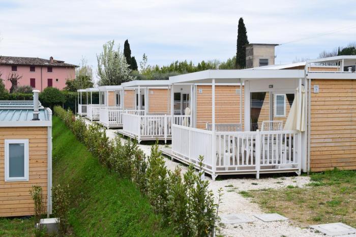 desenzano lake village
