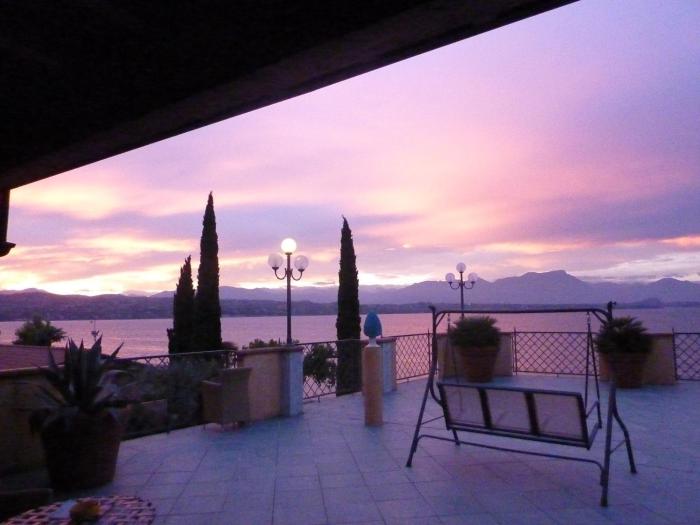 desenzano lake village