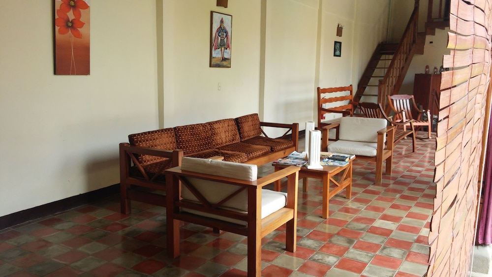 guesthouse los corredores del castillo