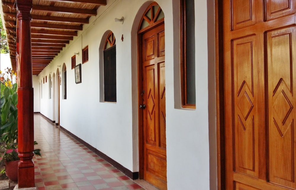 guesthouse los corredores del castillo