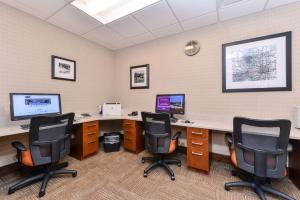 hampton inn and suites boulder north