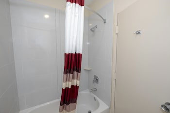 red roof inn warrenton