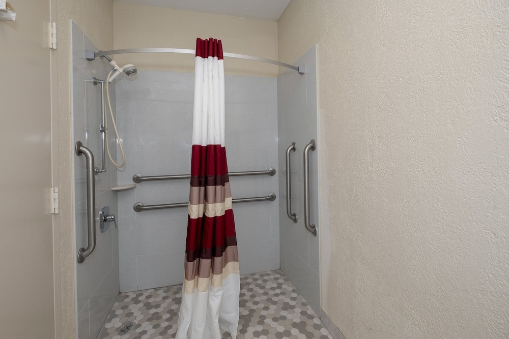 red roof inn warrenton