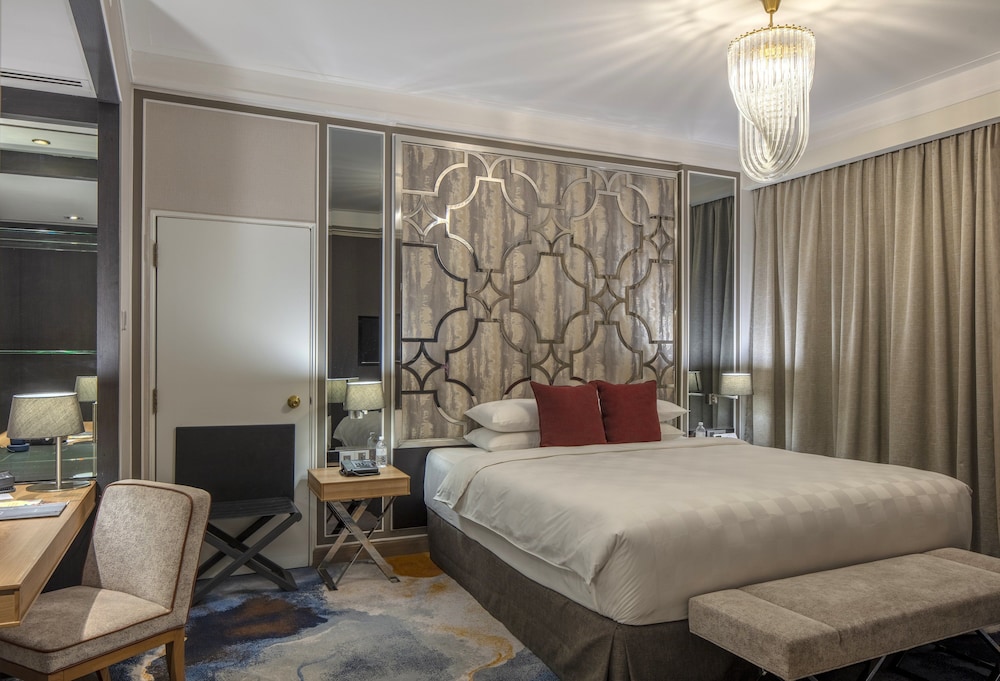 orchard hotel singapore