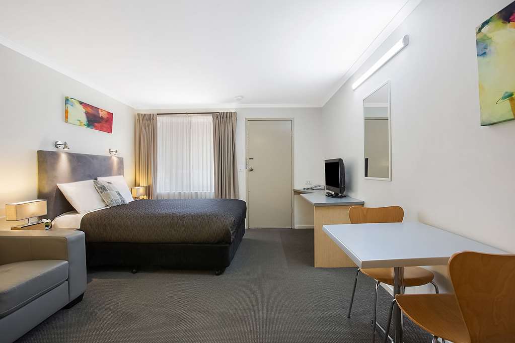 comfort inn warrnambool international