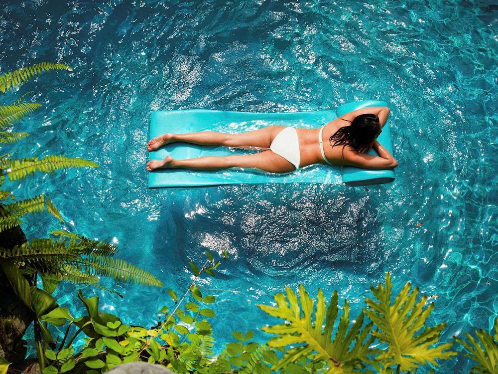 sofitel singapore sentosa resort and spa
