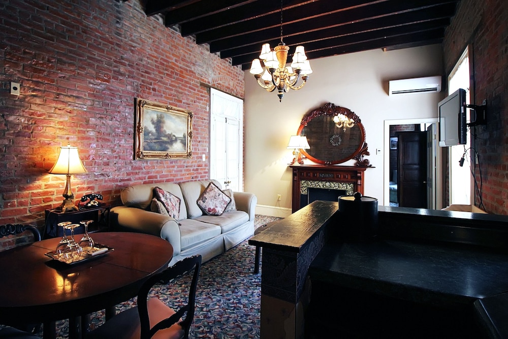 the olivier house hotel