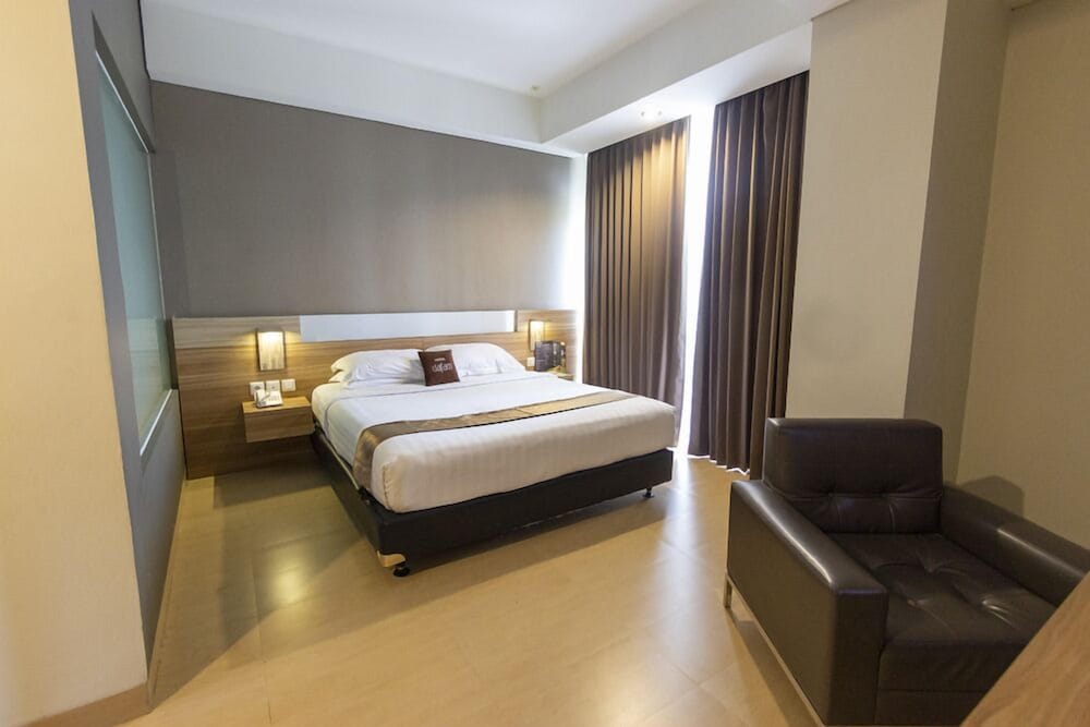 hotel dafam fortuna seturan