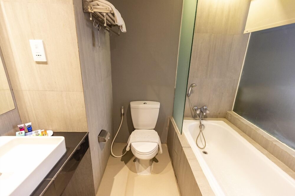 hotel dafam fortuna seturan