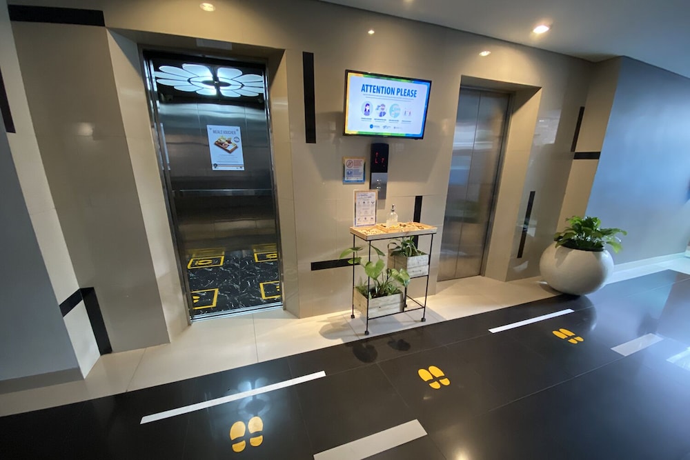 hotel dafam fortuna seturan