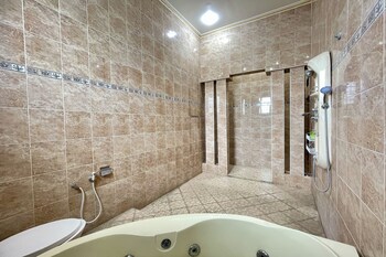 hotel ramayana garut