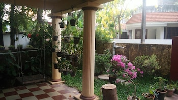 lazar residency homestay