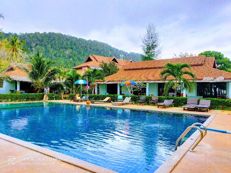 Banana Beach Resort,Ko Lanta>>Klong Dao Beach,3 star