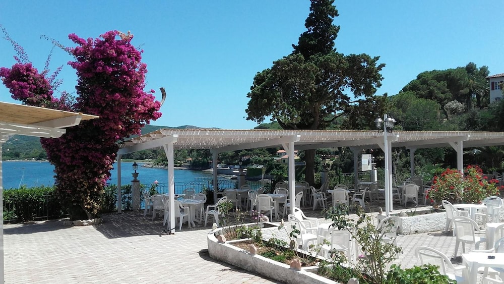 hotel grotte del paradiso