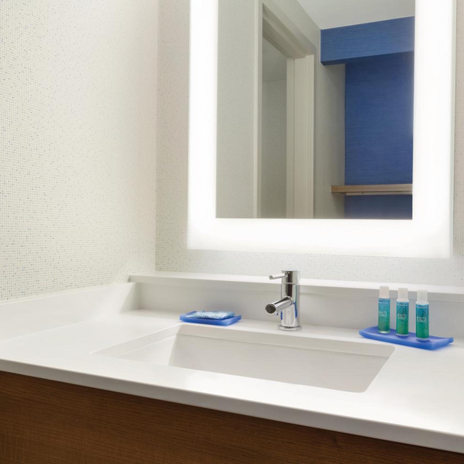 holiday inn express hartford south rocky hill by ihg