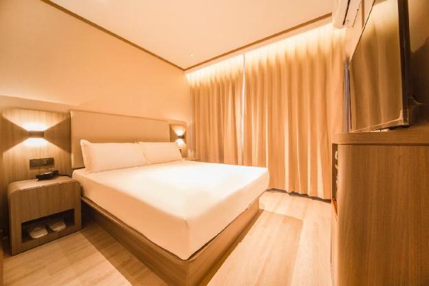 hanting hotel shenyang nanta shoe market