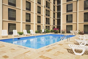 Days Inn By Wyndham Rome Downtown,Bartow County>>Adairsville,2 star