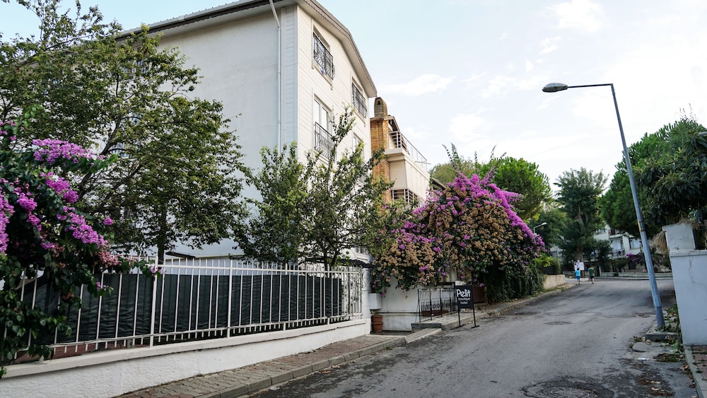 pelit boutique hotel