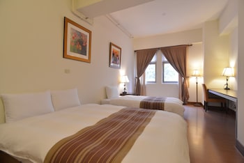 yago lodge
