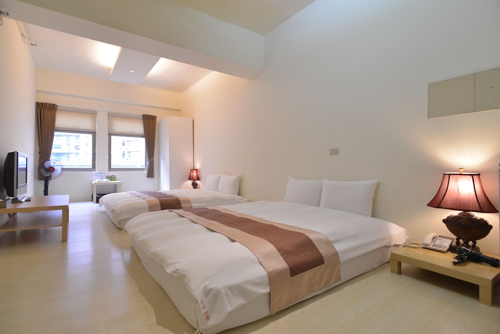 yago lodge