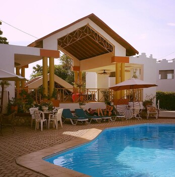 Habitation Hatt Hotel,Delmas>>Carrefour,3 star