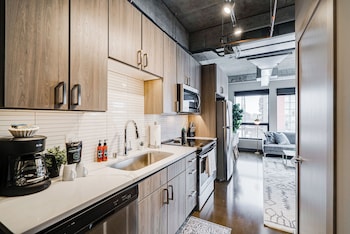 Sable 401 - Studio,728 North 3Rd Street,4 star