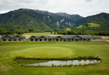 Koura Bay Resort,Hapuku>>Canterbury,4 star