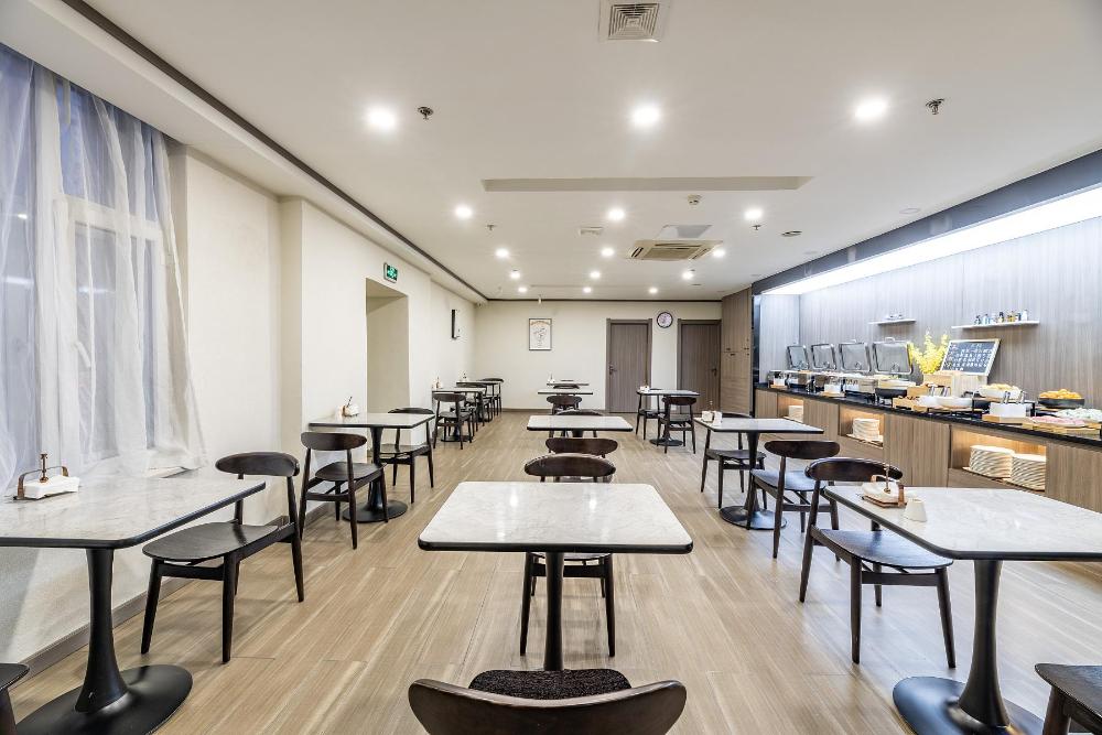 hanting hotel changhun hongqi street changying