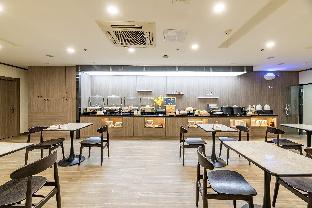 hanting hotel changhun hongqi street changying