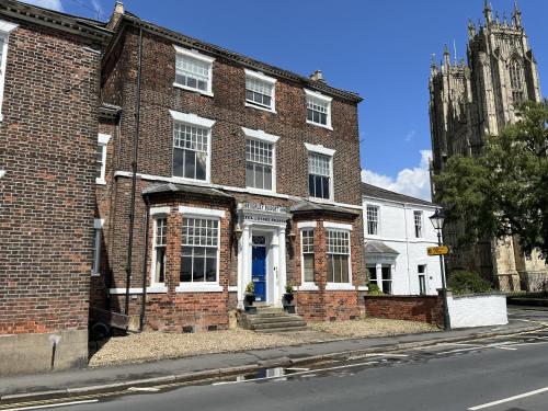 beverley budget inn