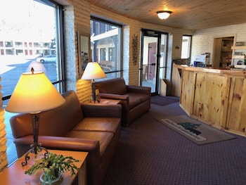 Amber's Inn & Suites,Lake Delton>>Columbia,2 star